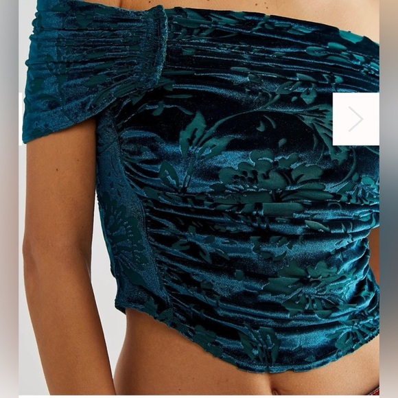 Free People Velvet Blue Green Jacquard Off Shoulder Top Cropped Open Back NWT - Picture 5 of 8